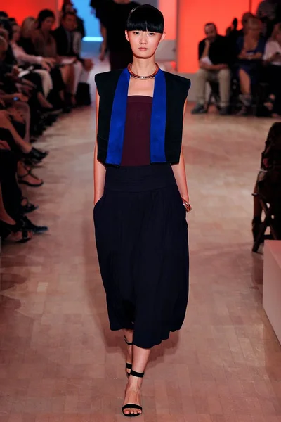 Look 38